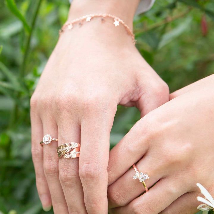 Adjustable Feather Ring