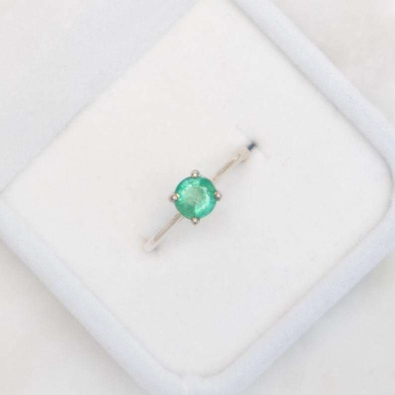 Silver-Emerald-Ring