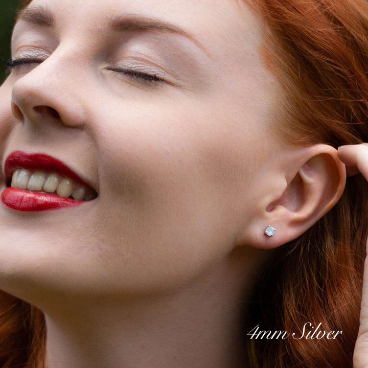 Stud Earrings Moonstone