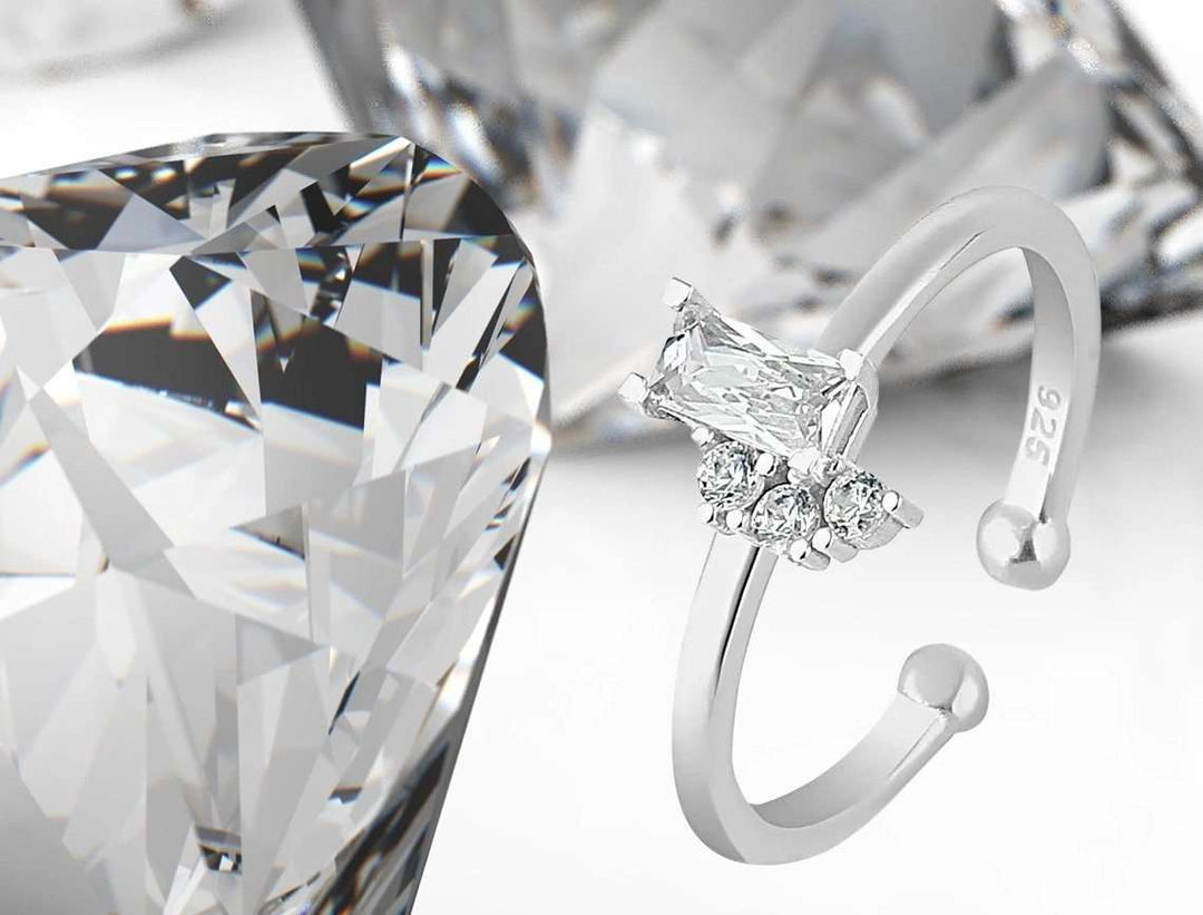 Cubic Zirconia vs Diamond. Make the Smart Choice.