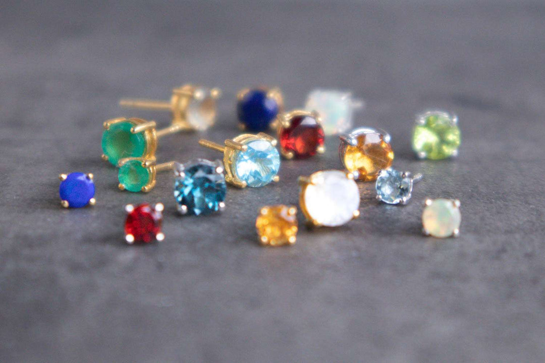 Wedding Anniversary Stones — The Complete Guide by Year