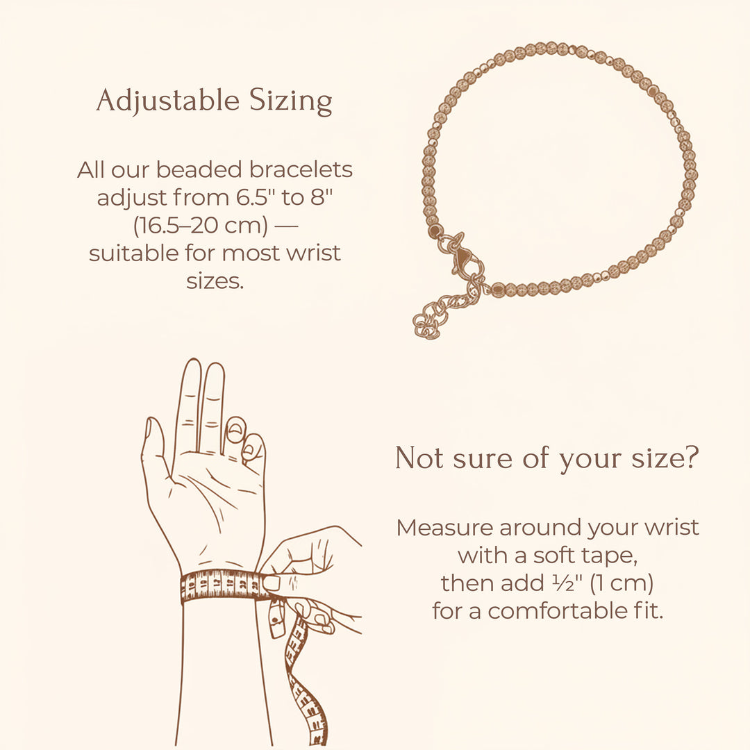 Abiza beaded bracelet sizing guide — adjustable from 6.5" to 8" (16.5–20 cm) with extender chain, showing how to measure your wrist for a comfortable fit

