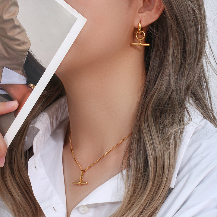 Gold T Bar Necklace
