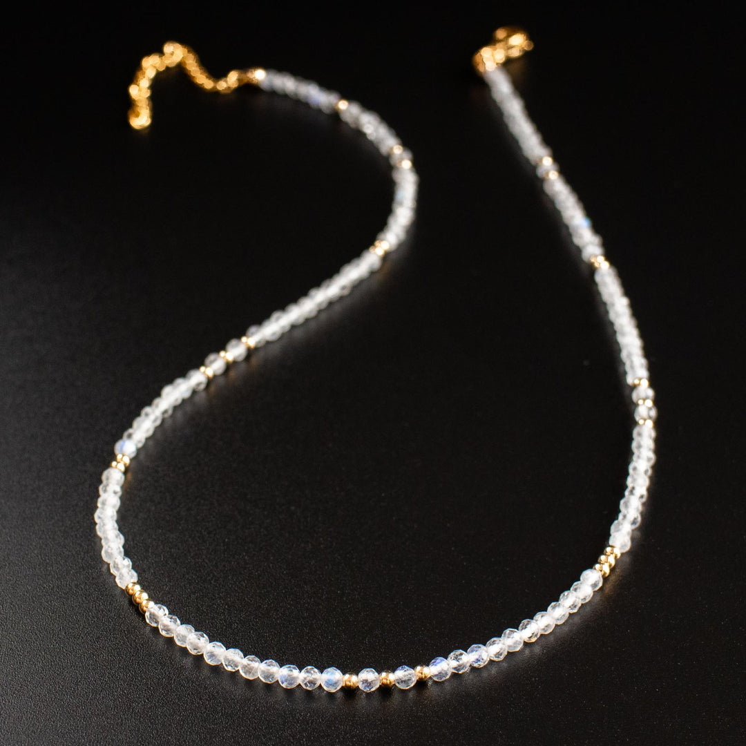 Necklace with Moonstone