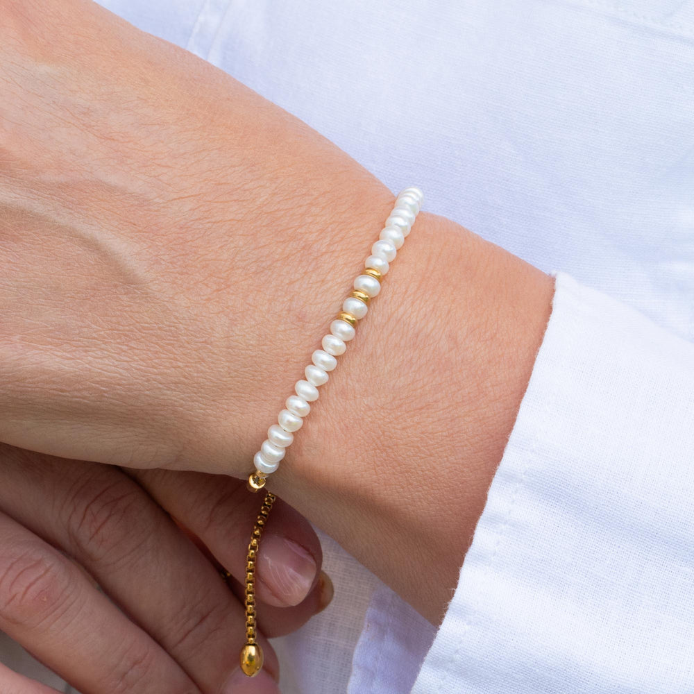 June Birthstone Pearl Bracelet