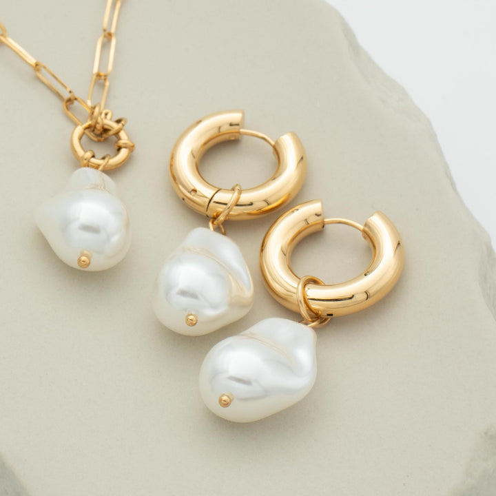 Pearl Earrings and Necklace Set