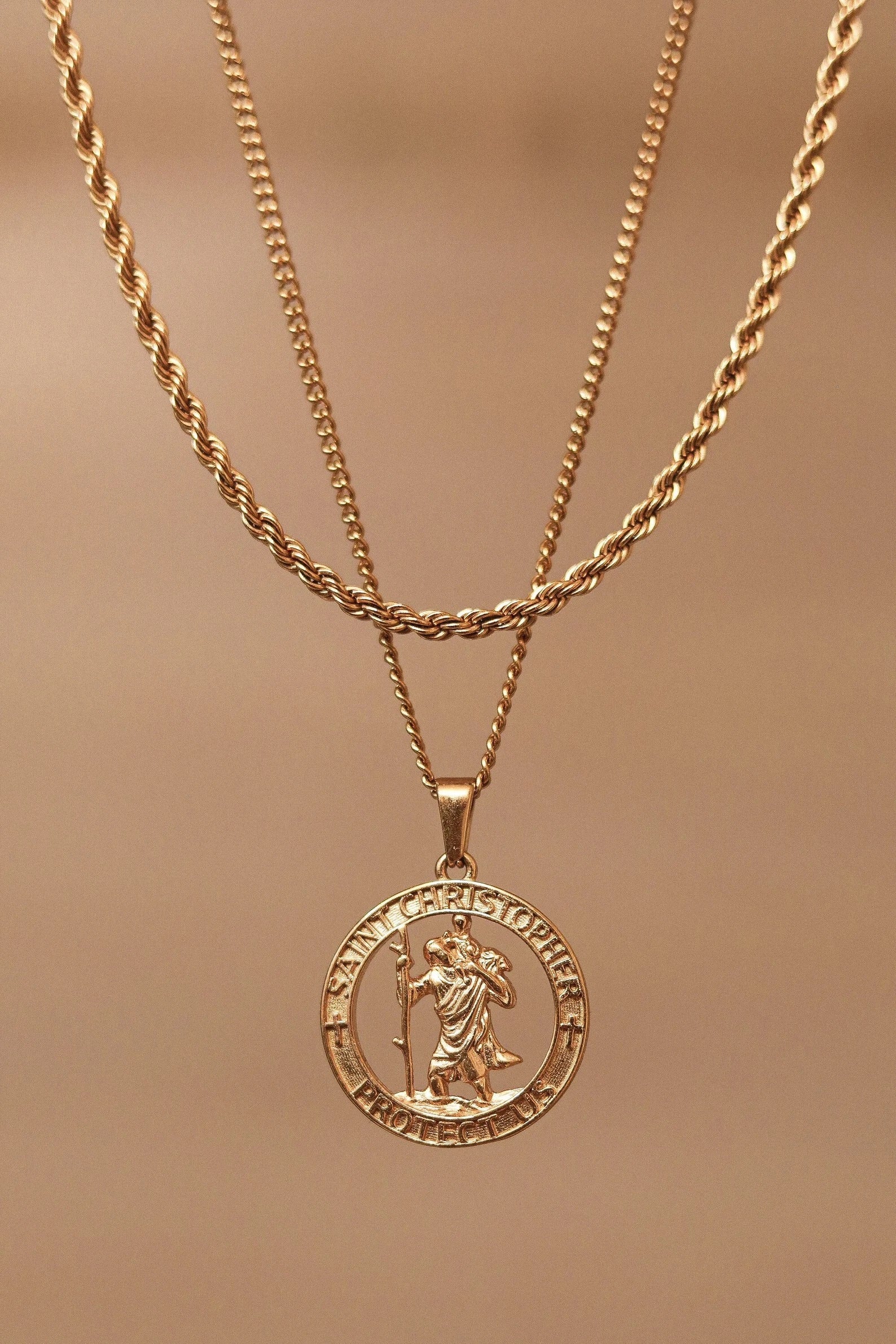 9ct Solid White Gold Diamond Cut 18mm St Christopher Pendant With Optional  Engraving and Chain