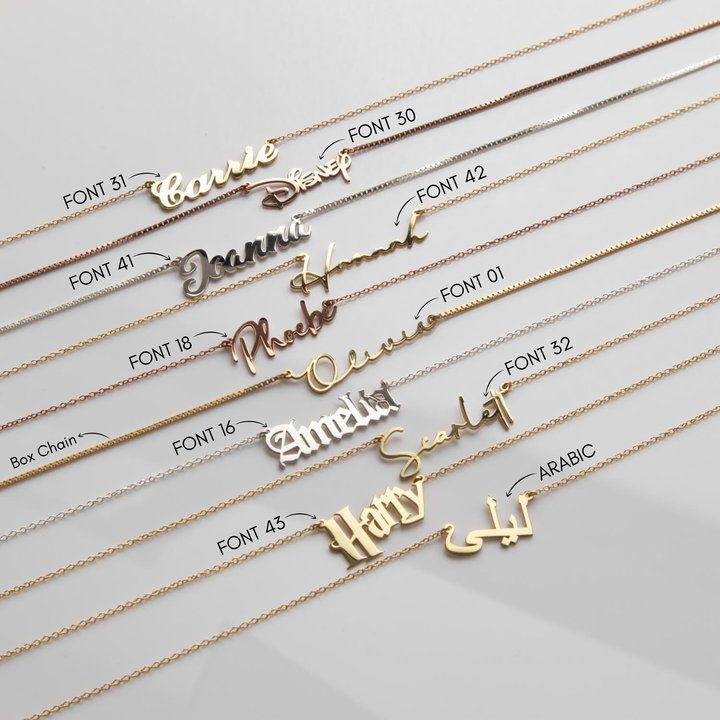 Carrie Name Necklace