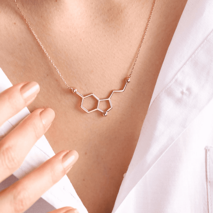 Serotonin-Necklace