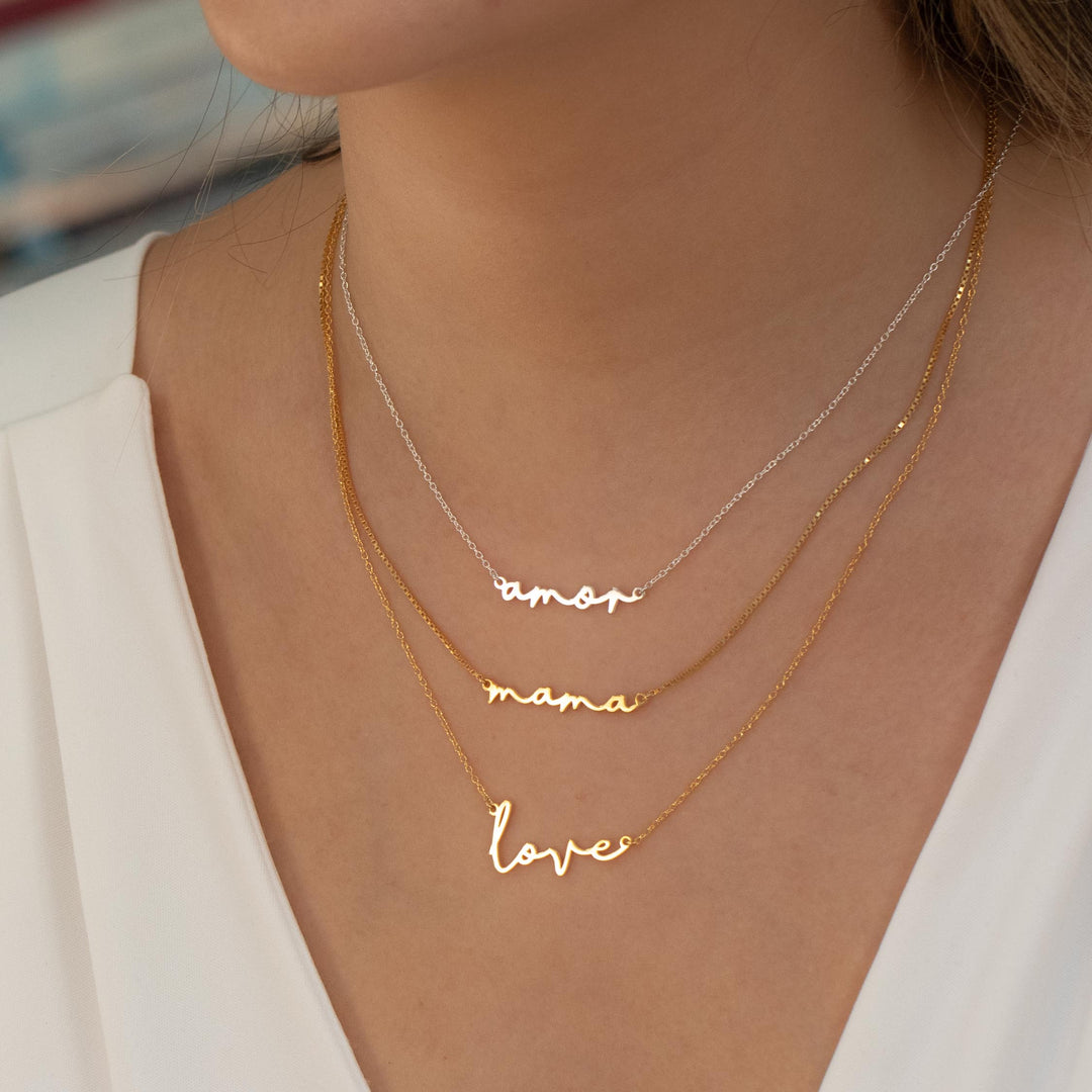 Mama love amor necklace