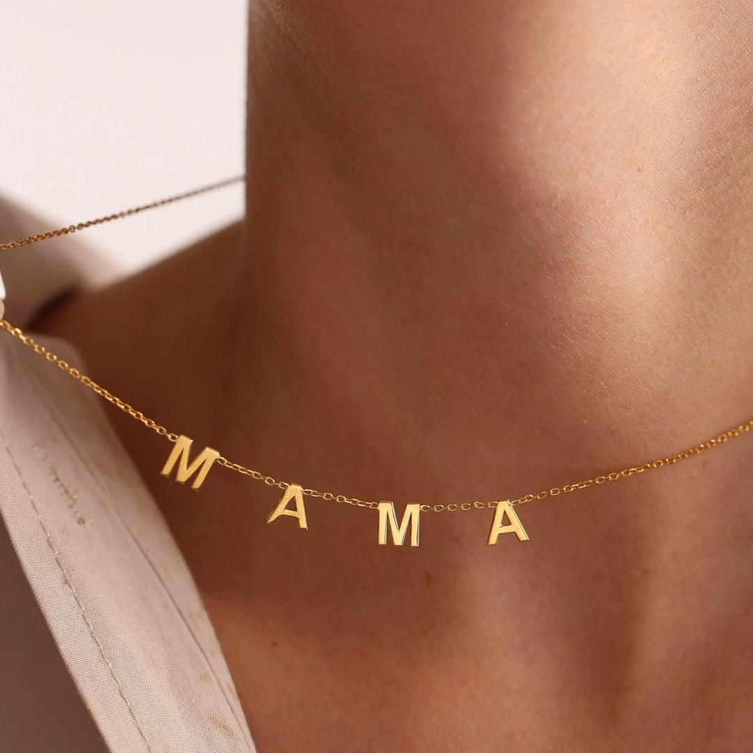 M a m a Necklace