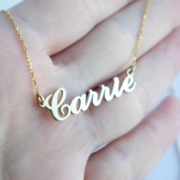 Carrie Name Necklace