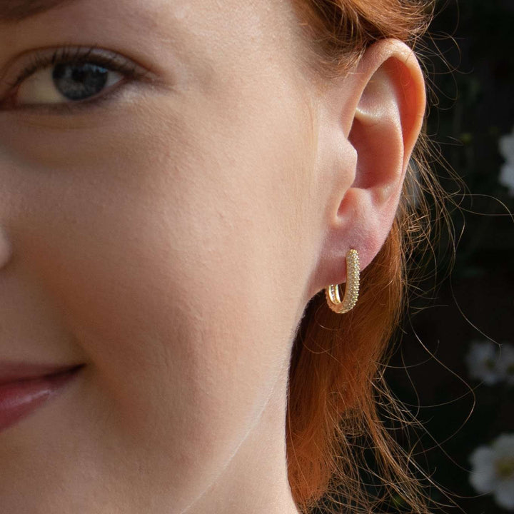 Dimond Oval Huggie Hoop earrings